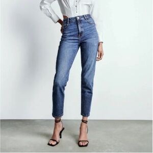 Zara High Rise Mom Fit Jeans